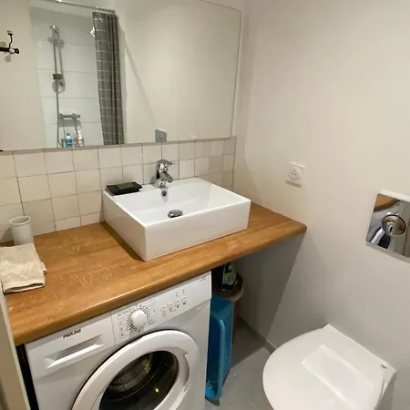 La Tarente Holiday home Montfrin